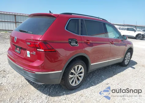 2018 Volkswagen Tiguan 2.0T Se/2.0T Sel z USA, uszkodzony, nr VIN 3VV2B7AX3JM143905